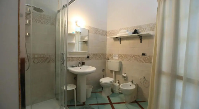Четырёхместный номер Deluxe B&B Residenza MALATERRA