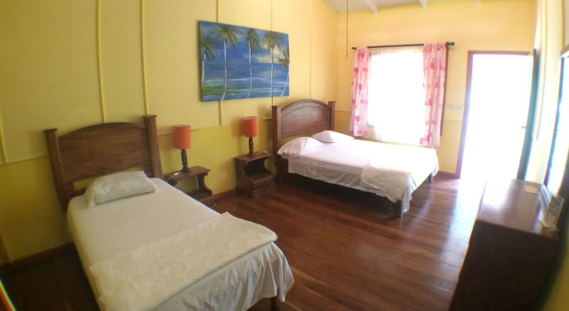 Caribbean Paradise Eco-Lodge, Boek Vakantiehuis Vakantiehuizen in Limon, Cottage