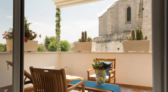 Suite Mare Versus Luxury Suites