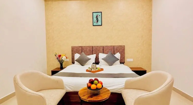 Номер Standard Atrium Hotel