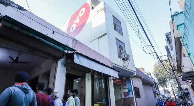 Vasundhra Heights Hotel By Oyo