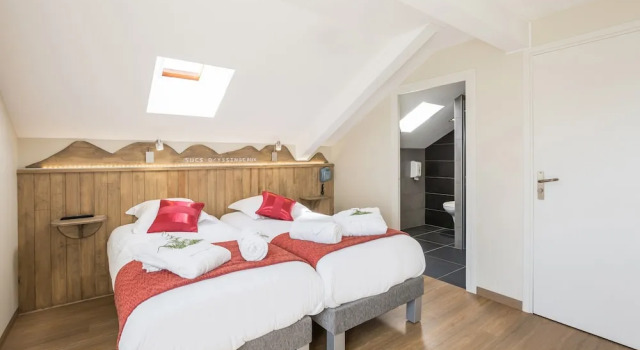 Апартаменты Deluxe Logis Hôtel Le Relais du Bois Vialotte