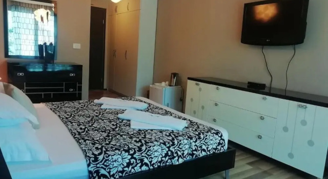 Трёхместный номер Comfort с балконом Apartments and Rooms Grand Palazzo