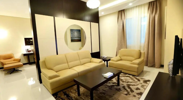 Полулюкс Premier Hotel