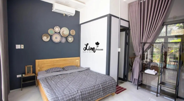 Двухместный номер Standard с балконом LIM Homestay