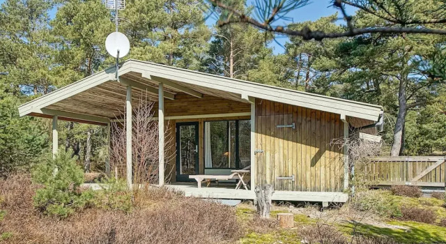 Коттедж Cozy Holiday Home in Bornholm near Sea