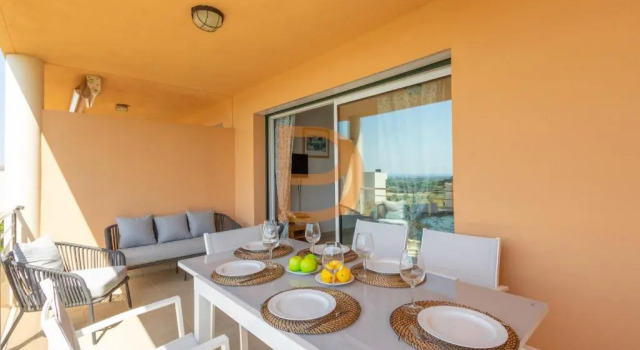Апартаменты Beautiful apartment for 6 people with pool, parking and wifi - 10 minutes from the beach