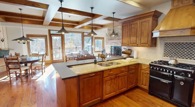 Номер Standard Пентхаус Manor Vail Lodge