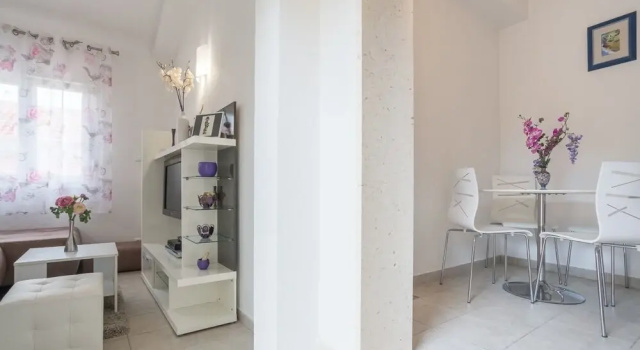 Cosy Home - 50 m From Beach - H, Забронировать Отель Севид Trogir Riviera