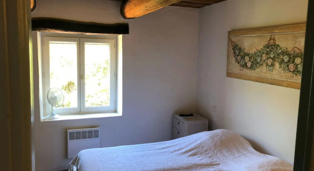 Cozy Characteristic 2-person House, in an Authentic Hamlet Near Grimaud