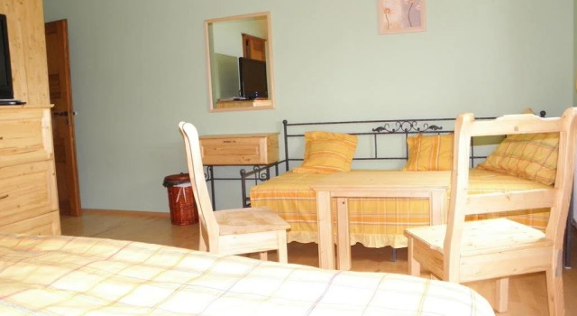 Penzion U Lišky, Rezerwuj Hotel Hotele w Central Bohemia z parkingiem, Parking