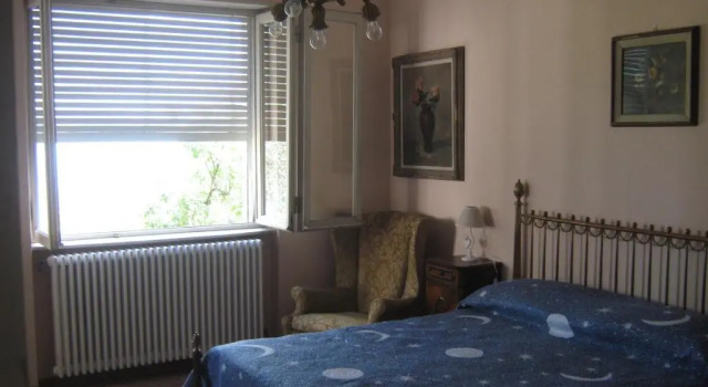 Freddy Holiday House, Book Hotel Hotels in Predore with Parking, Parking
