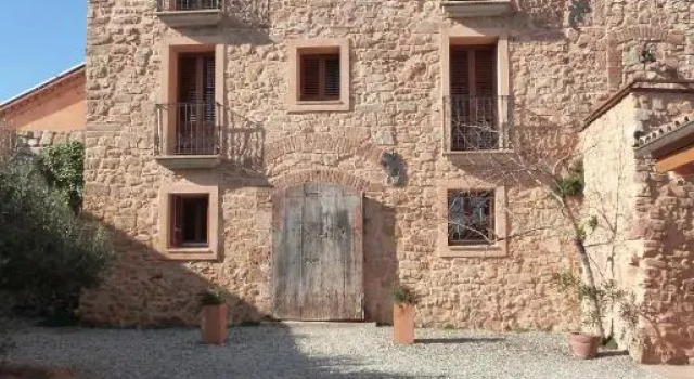 Can Gramunt, Prenota Hotel La Torre de Claramunt L'Anoia