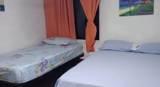 Room in Guest Room - Posada Green Sea San Luis Pesos