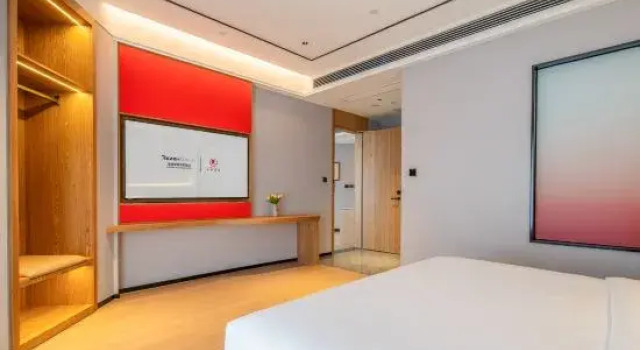 Люкс Deluxe Jifeng Hotel (Xinyang East Station Branch)