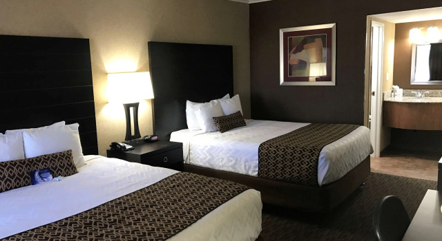 Четырёхместный номер Standard Best Western Yuma Mall Hotel & Suites
