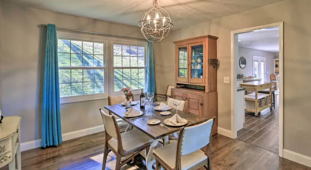 Lakefront Kingsport Home w/ Private Hot Tub!, 预订 酒店 金斯波特 田纳西州