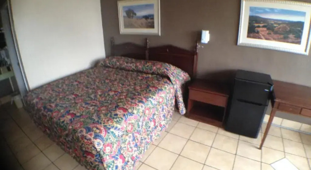 Номер Deluxe Budget Inn Motel
