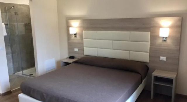 Hotel Mercedes, Забронировать Отель Отели в центре Лимоне-суль-Гарды, в центре