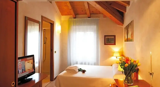 Номер Standard с видом на озеро Hotel Corte Regina