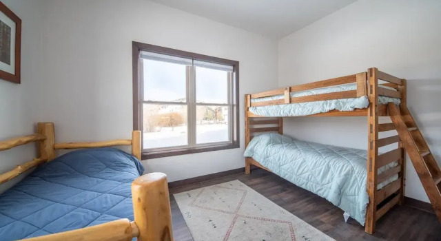 4br Mountain View Home - 5 Minutes to Granby Ranch 4 Bedroom Home, Забронировать Отель Отели Грэнби 3 звезды, рядом с Гольф-клуб Grand Elk, 3*
