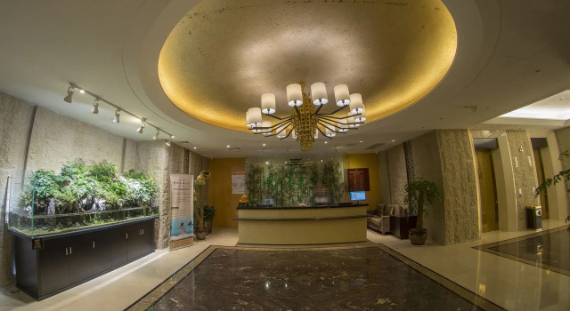 Yangzhou Changqing International Hotel, Book Hotel Hotels in Yangzhou with a Pool, Swimming Pool