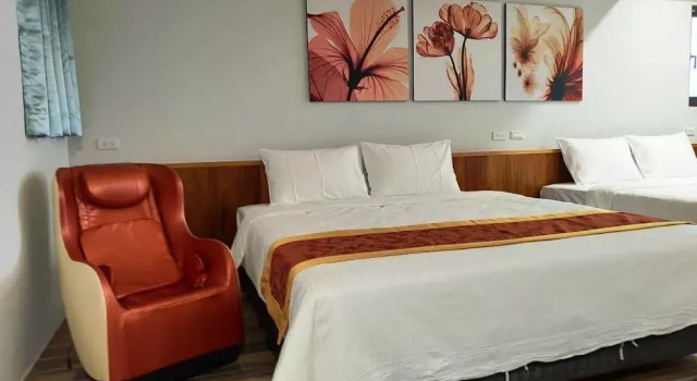 Camera quadrupla Luxury con balcone Apause Hotel