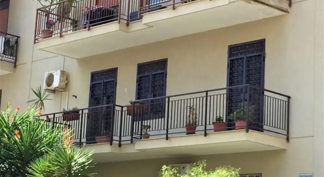 Damanto&Romanino, Prenota Hotel Palermo Sicilia