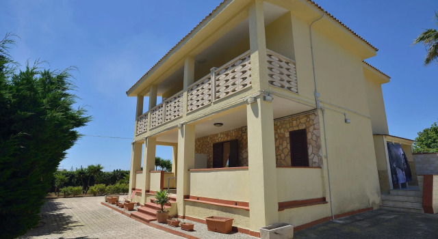 B&B Franziska Mare, Book Bed and Breakfast 3-stjernede hoteller i Manduria, 3*