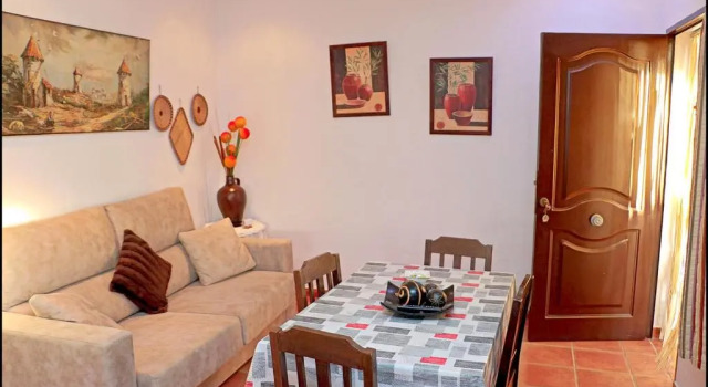 Acogedor chalet con piscina