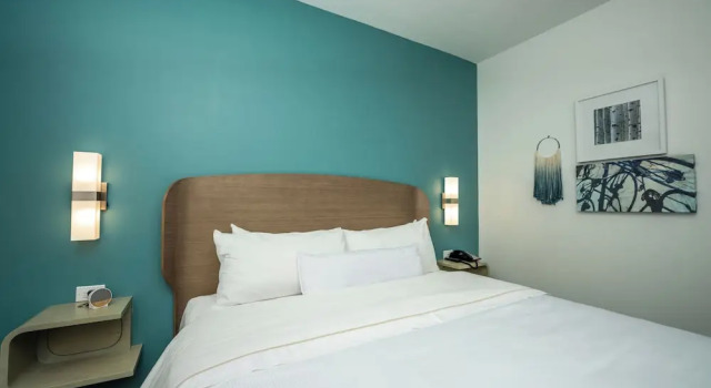 Suite 4 camere con vista sul cortile Element Waco