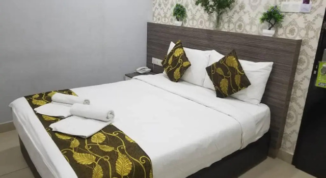 Двухместный номер Deluxe DMetro Hotel