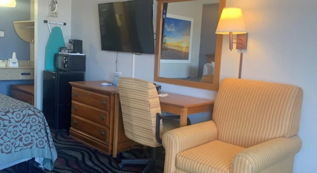 Двухместный номер Economy Days Inn by Wyndham Fort Myers