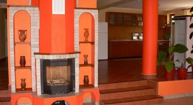 Deság Villa, Varaa Hotelli Izvoare 