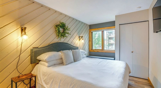 1 Block to Main St: Modern Breckenridge Condo!, Забронировать Апартаменты/квартира Апартаменты Брекенридж, Апартаменты/квартира