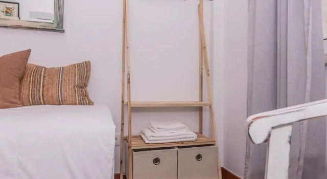 Cozy 3 bedroom apartment in front of the subway, Забронировать Апартаменты/квартира Апартаменты Лиссабона, рядом с Парк в Бела-Висте, Апартаменты/квартира