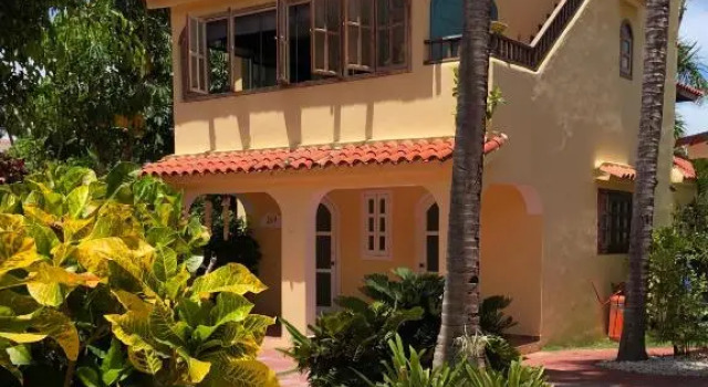 V&V Beach House, Prenota Hotel Bávaro Punta Cana