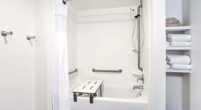 Четырёхместная студия Hampton Inn Macon - I-475
