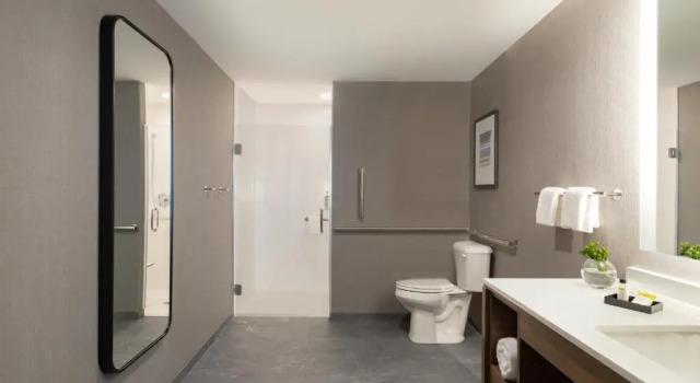 Двухместный номер Standard c 1 комнатой Staybridge Suites Rochester - Mayo Clinic Area by IHG