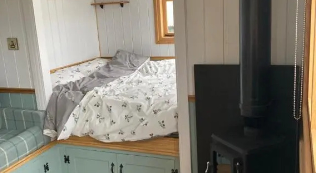 Shepherd’s Hut - The Mule, Varaa Hotelli Forest of Dean Merseyside
