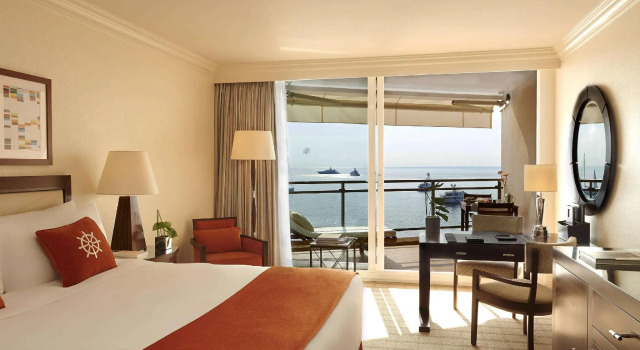 Двухместный номер Signature с видом на море Fairmont Monte Carlo