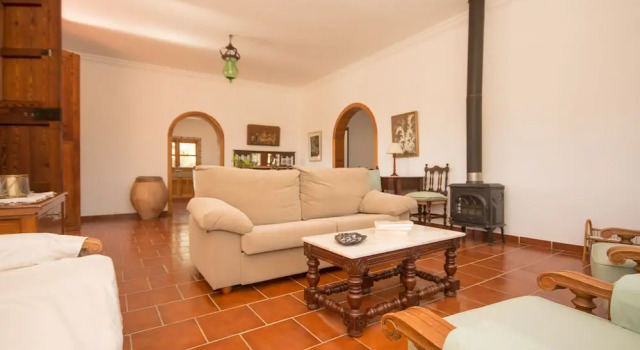 Can Moscari in Inca With 3 Bedrooms and 2 Bathrooms