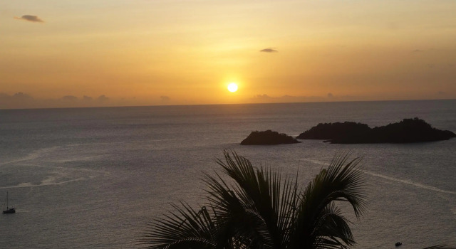 sunset sea, Prenota Bed & breakfast Tarare 
