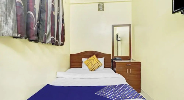 Одноместный номер Deluxe Goroomgo Subha Residency Banglore