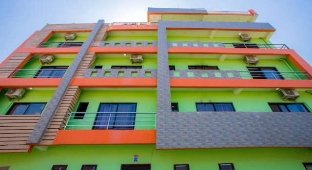 Hotel Om Namo Buddha By OYO Rooms, Rezerwuj Hotel Hetauda Madhesh Province