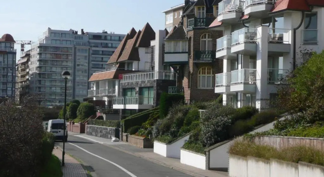 Апартаменты Fairway Apartment