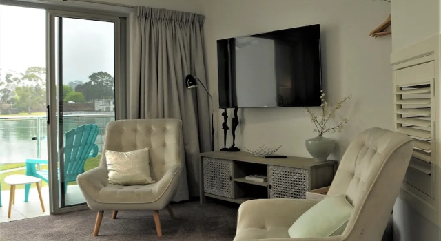 Люкс Ulverstone River Edge HolidayApartments