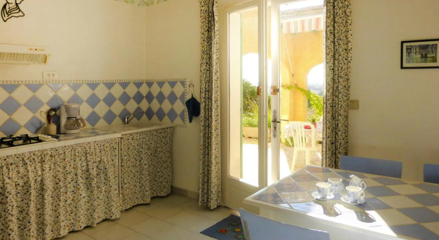 Holiday Cottage With Private Terrace, Bellegarde, Rezerwuj Dom wakacyjny Bellegarde Gard
