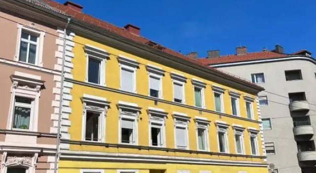 urbanstays Linz Rudolfstraße - up to 6 people, Book Hotel  