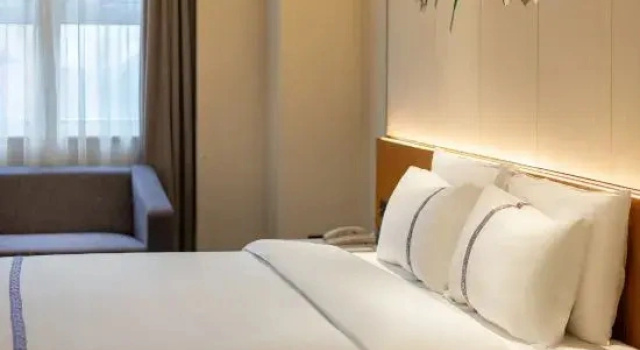 Люкс OM Home Hotel